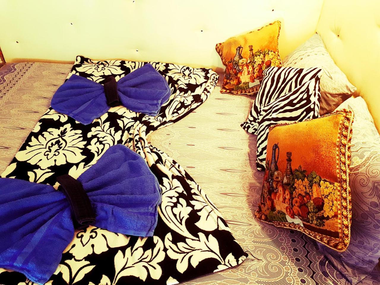 Apartment In The City Center Mini Ivano-Frankivsk Luaran gambar